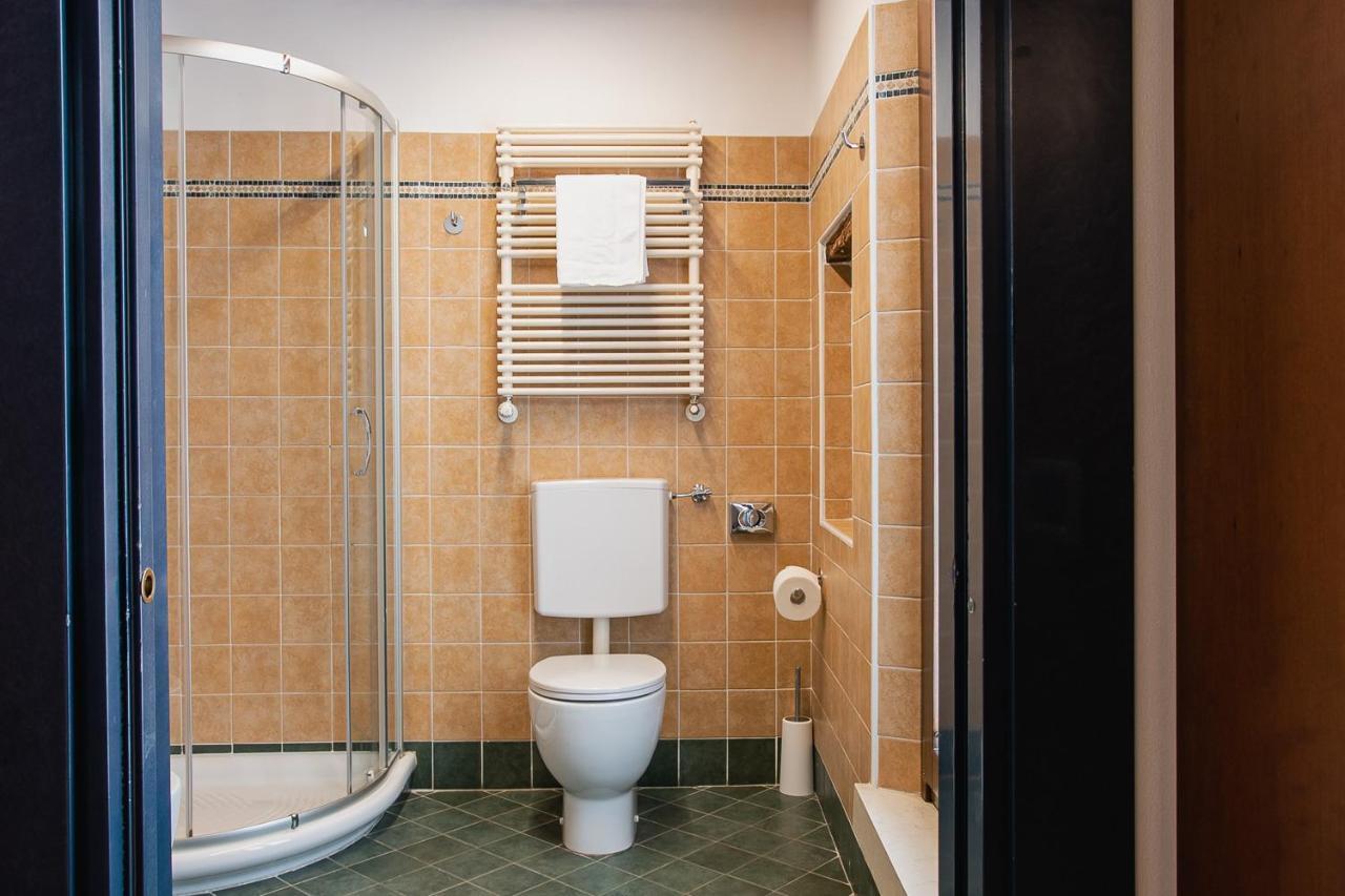 Boutique Rooms 3 0 Ferrara Exterior foto