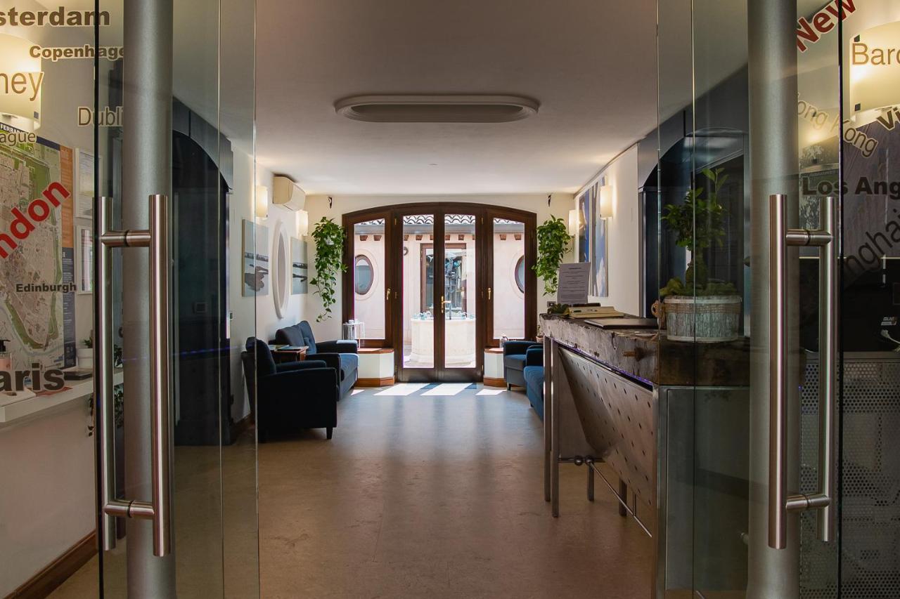 Boutique Rooms 3 0 Ferrara Exterior foto