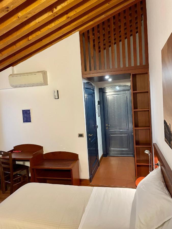 Boutique Rooms 3 0 Ferrara Exterior foto